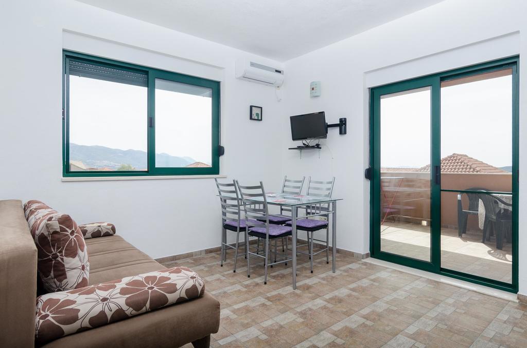 Apartments Leo Orebić Zewnętrze zdjęcie